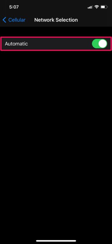 طريقة تحديد شبكة الجوّال يدويًا على آيفون 14 طريقة تحديد شبكة الجوّال يدويًا على آيفون