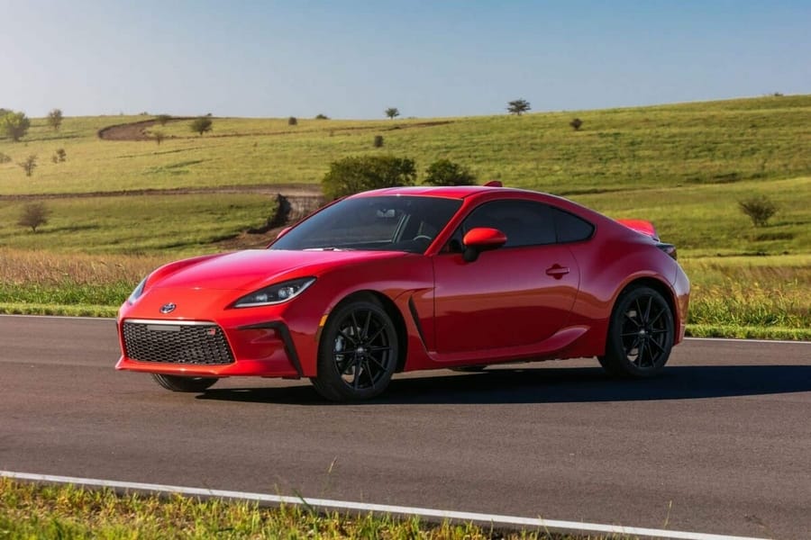 أفضل سيارة كوبيه فاخرة لعام 2023 66 تويوتا GT86