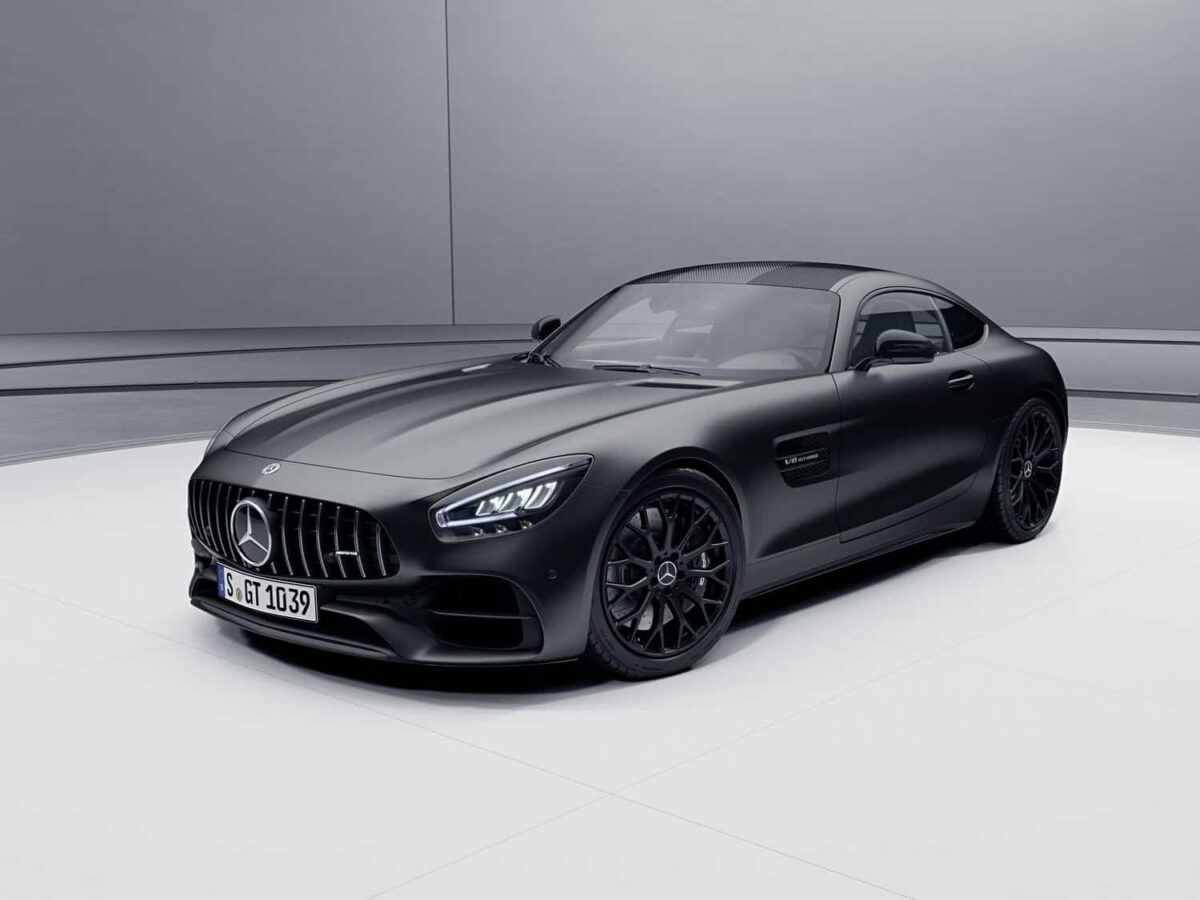 أفضل سيارة كوبيه فاخرة لعام 2023 82 مرسيدس- AMG GT