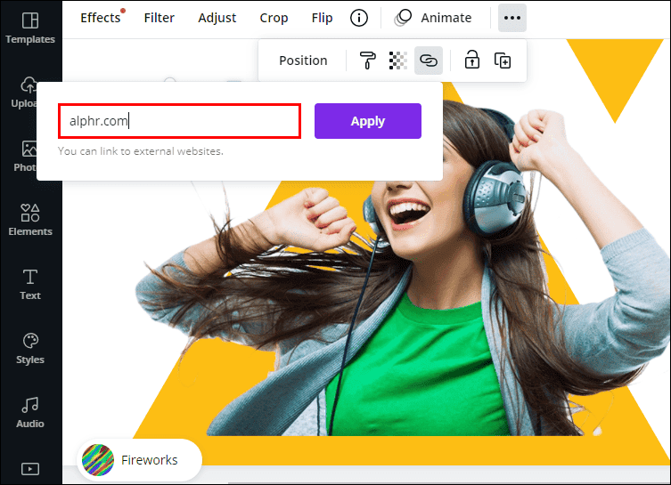 4 8 كيفية إضافة رابط في Canva