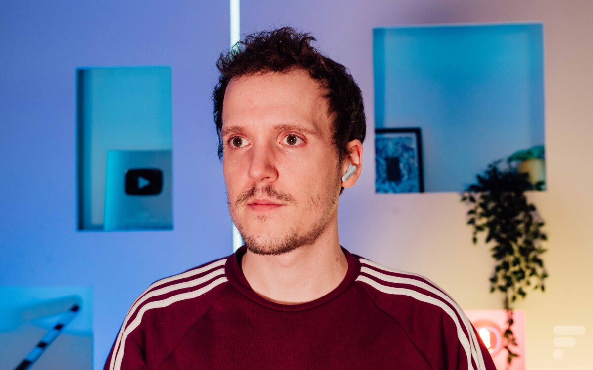 Huawei FreeBuds 5i Review: Best Quality & Budget Earbuds 26 Les Huawei FreeBuds 5i aux oreilles