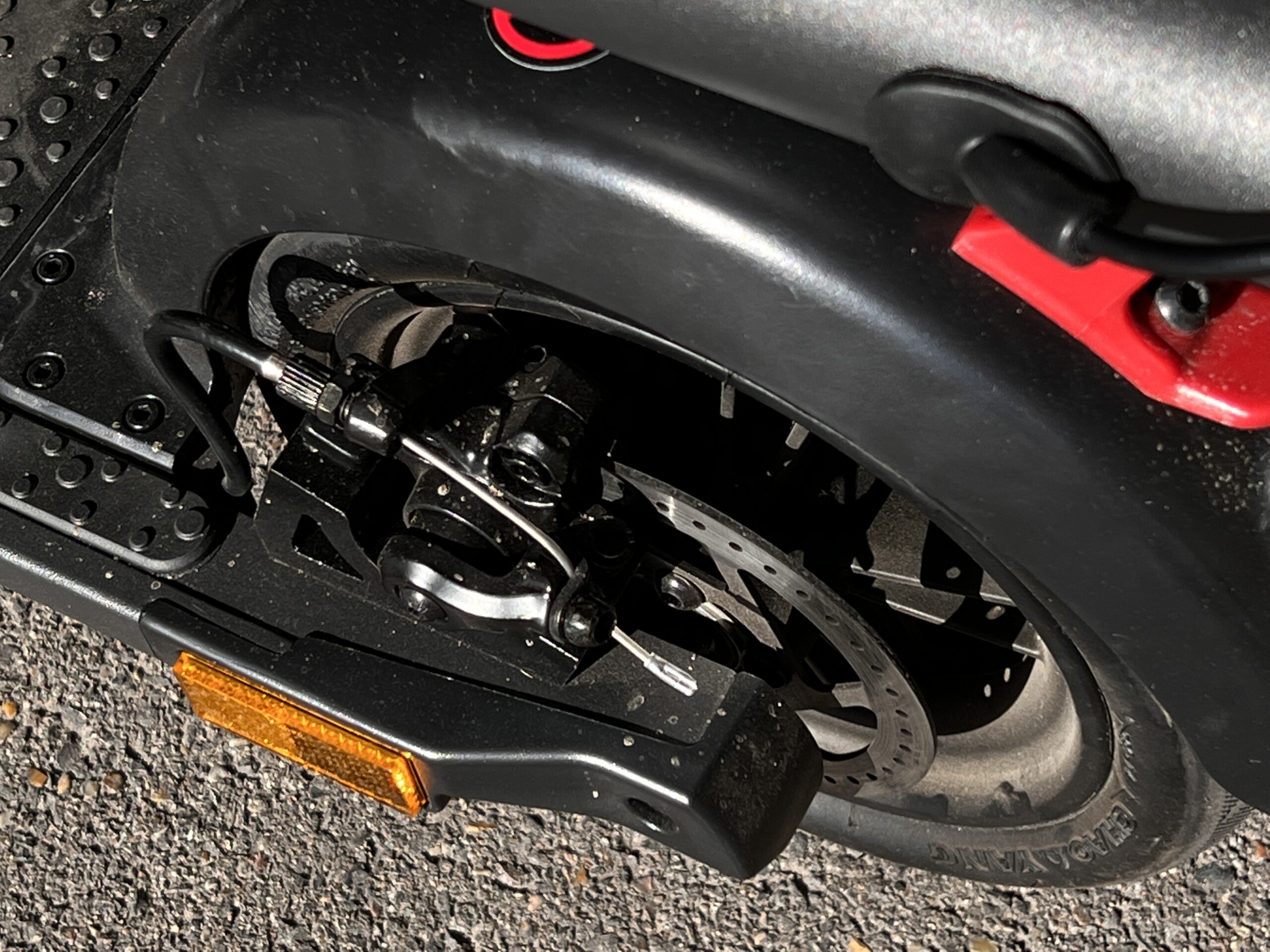 Wispeed T855 Review: An Exciting but Insufficient Electric Scooter 46 wispeed t855 essai photos iphone22 scaled.jpg6435a3938657d Wispeed T855 Review: An Exciting but Insufficient Electric Scooter