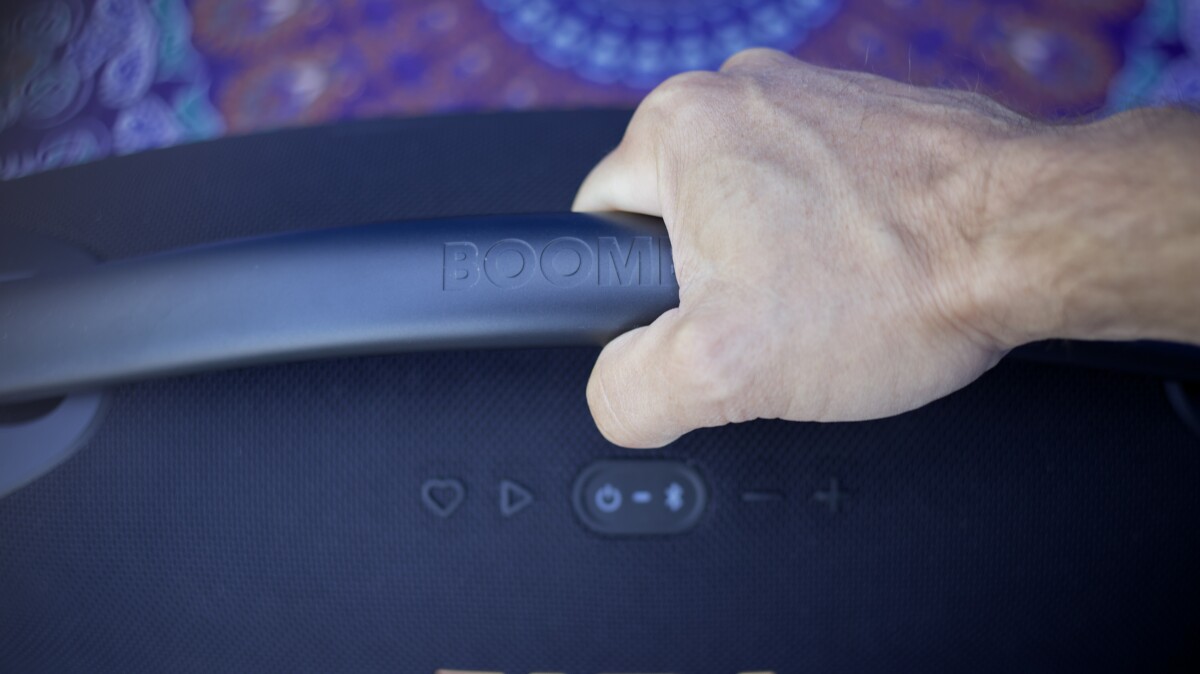 JBL Boombox 3 WiFi Review: Powerful and Dolby Atmos 25 JBL Boombox 3 Wi-Fi